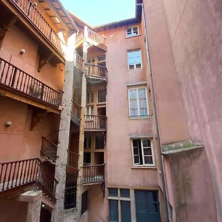 Old Town - Vieux -50 M2 Flat Apartment